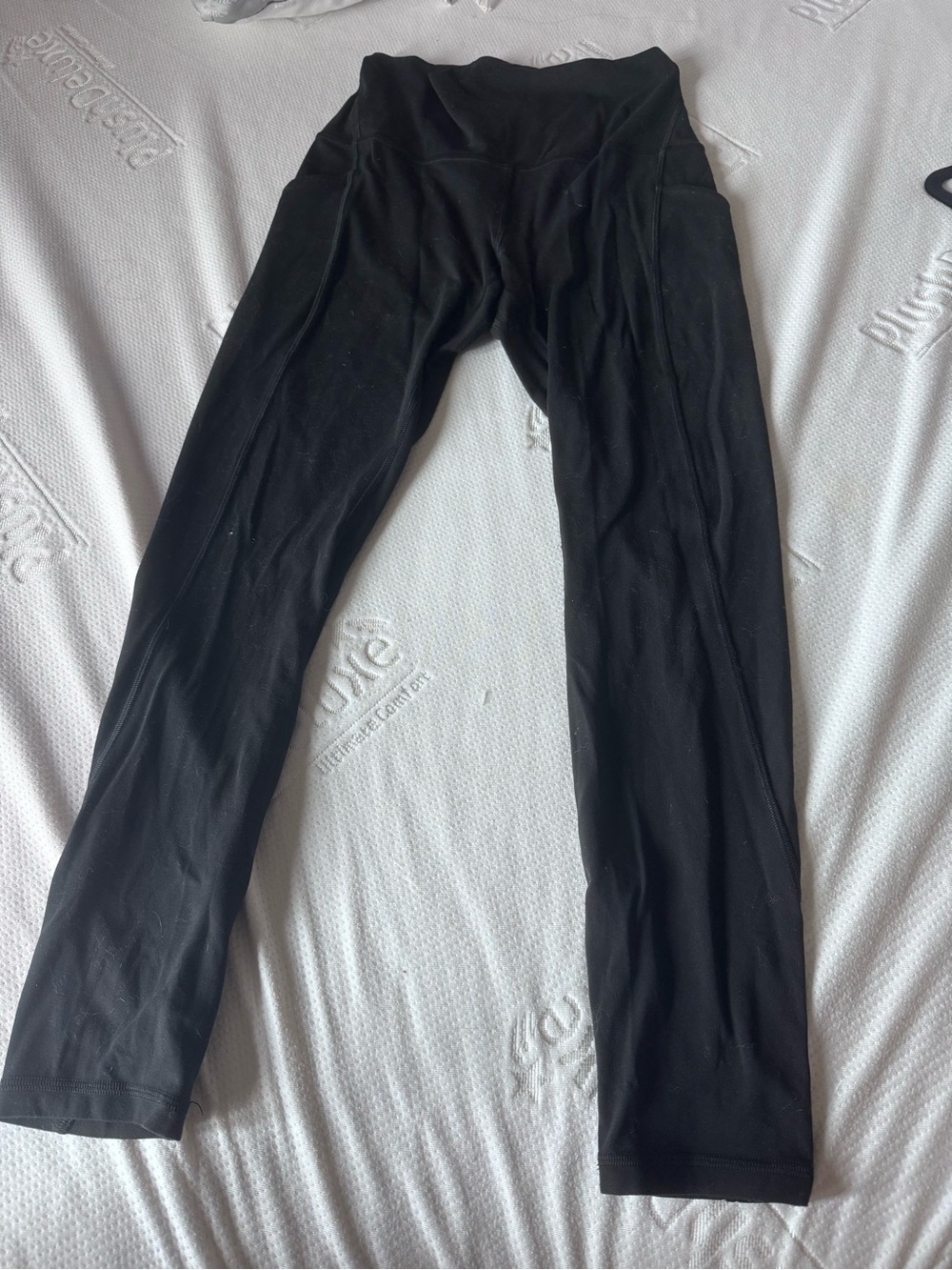 Black Lululemon Align Leggings with Pockets - Picture 2 of 3